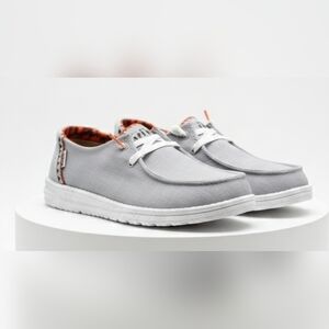 New In Box Womens Hey Dude